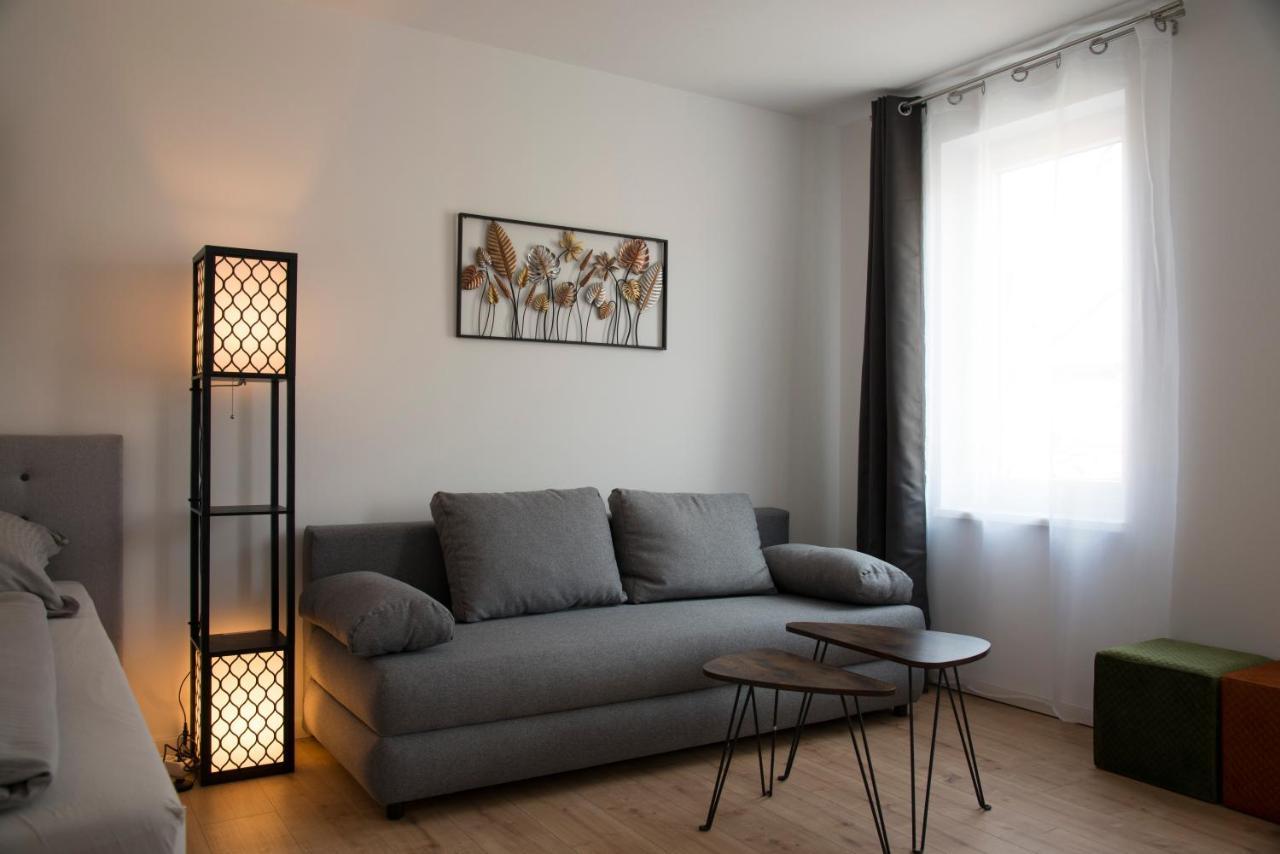 Schoene Grosse Ferienwohnung 79M2 Und 2 Baeder, Zentrumnah, 2Og Erfurt Ngoại thất bức ảnh