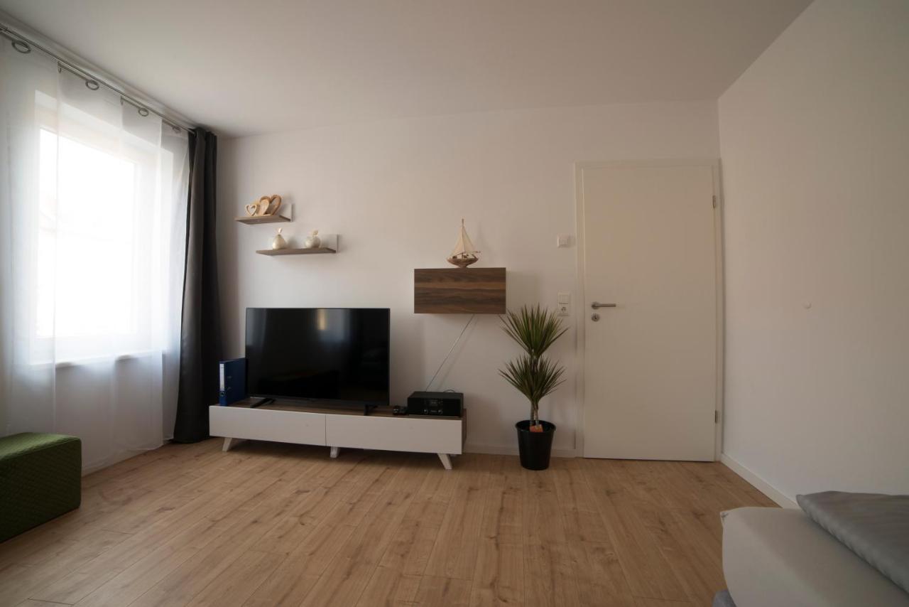 Schoene Grosse Ferienwohnung 79M2 Und 2 Baeder, Zentrumnah, 2Og Erfurt Ngoại thất bức ảnh